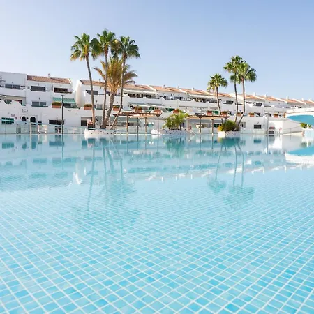 Апартаменты Home2book Cozy Costa Del Silencio, Pool